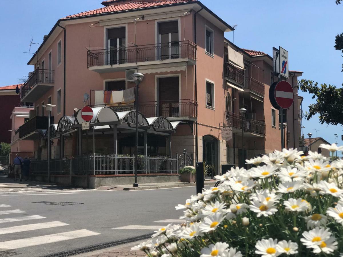 Civico 171 Daire Borgio Verezzi Dış mekan fotoğraf